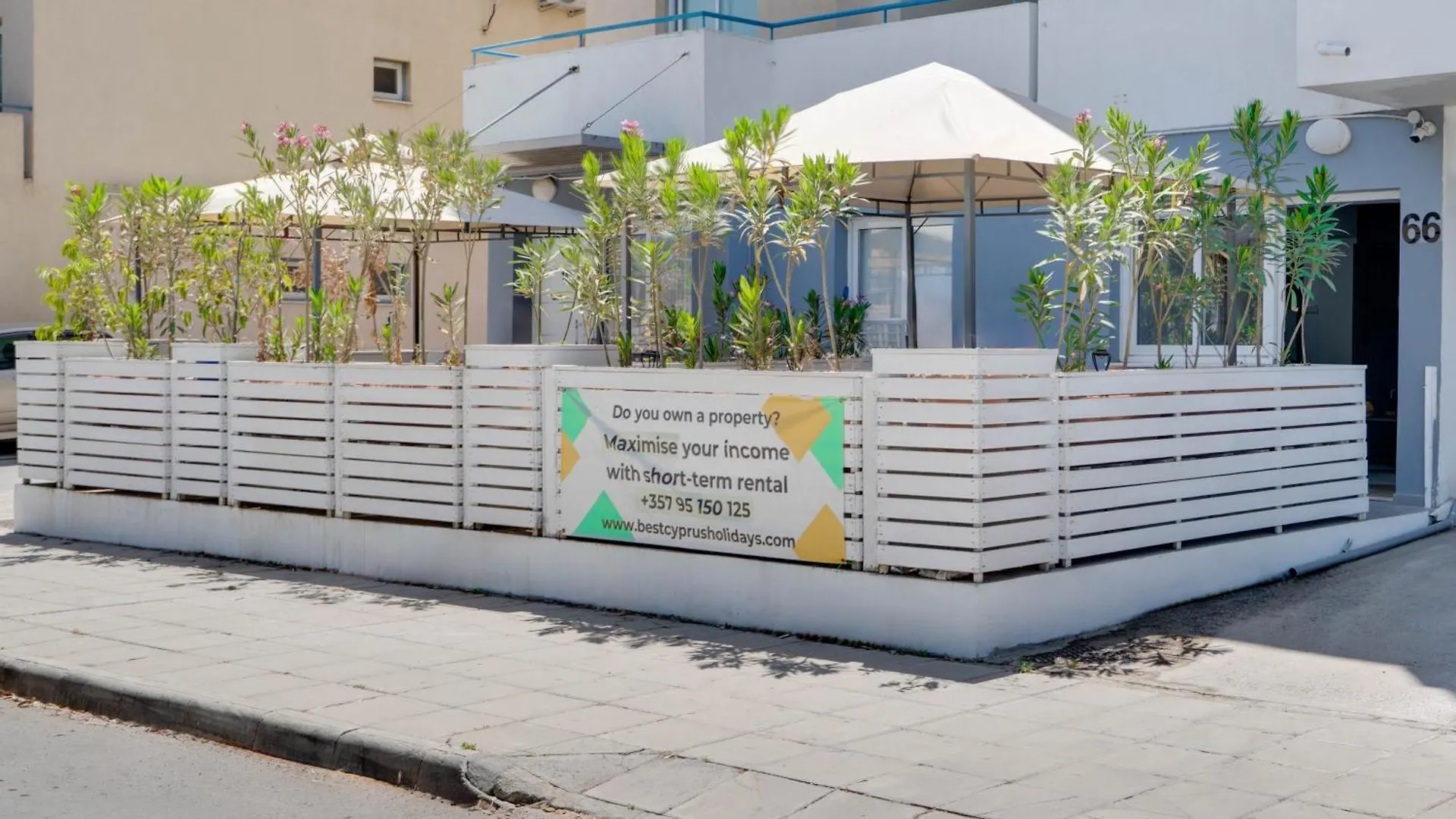 Atlantis Apartments 50M From Makenzy Seafront Larnaca