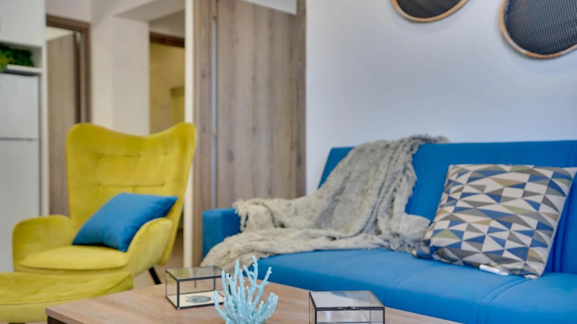 Atlantis Apartments 50M From Makenzy Seafront Larnaca Cipru
